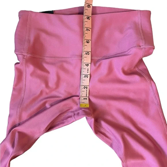 Under Armour Heat Gear Ankle Twist Pink Compression Leggings - Picture 10 of 14